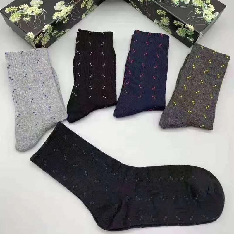 Designer womens mens foot socks five brands of luxurys sports Stockings Sock winter net letter knit sock cotton with boxes
