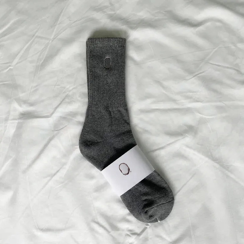 mens sock classic embroidered middle tube Japanese style cotton autumn and winter towel bottom women sports stockings