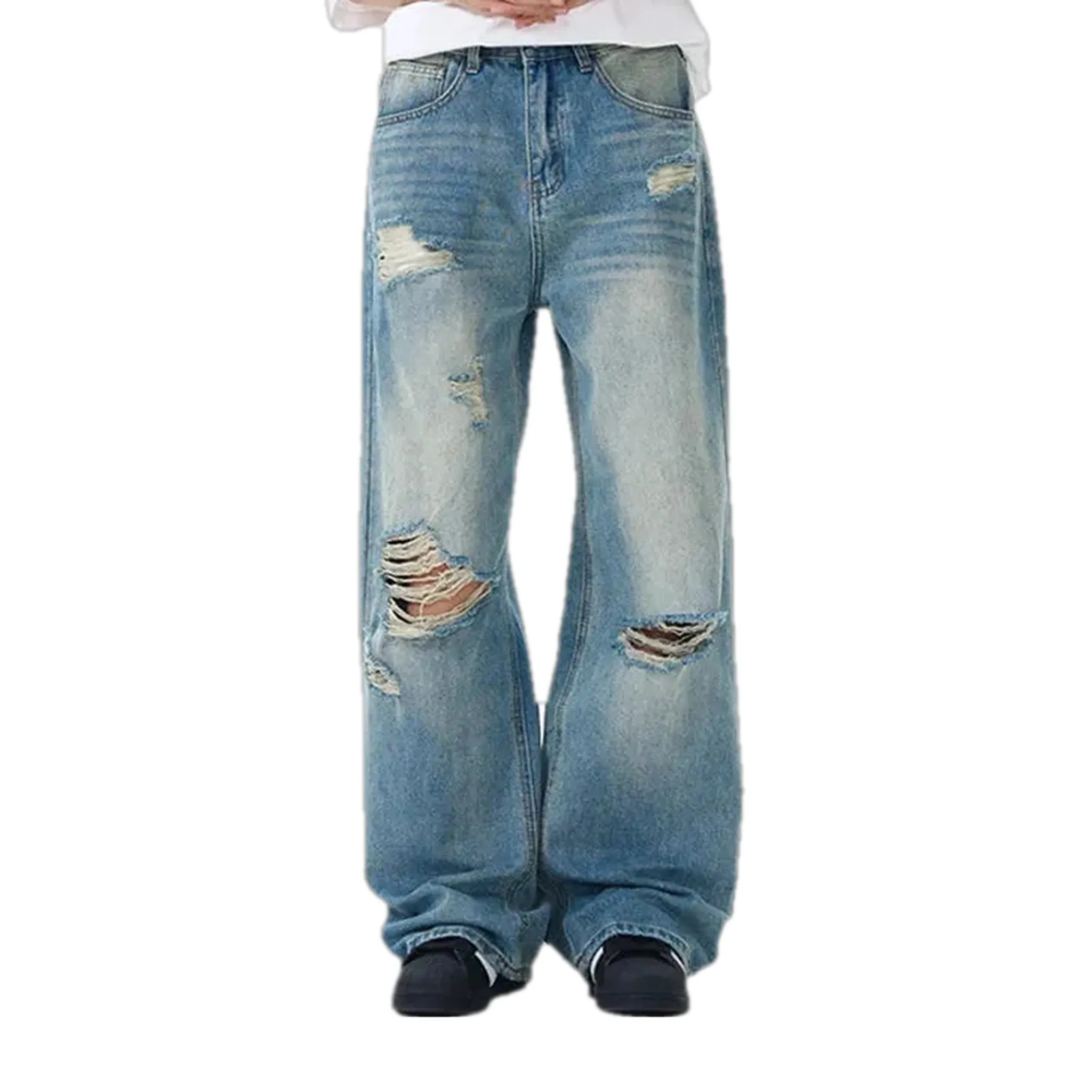 Slouchy stonewashed 90s men's jeans