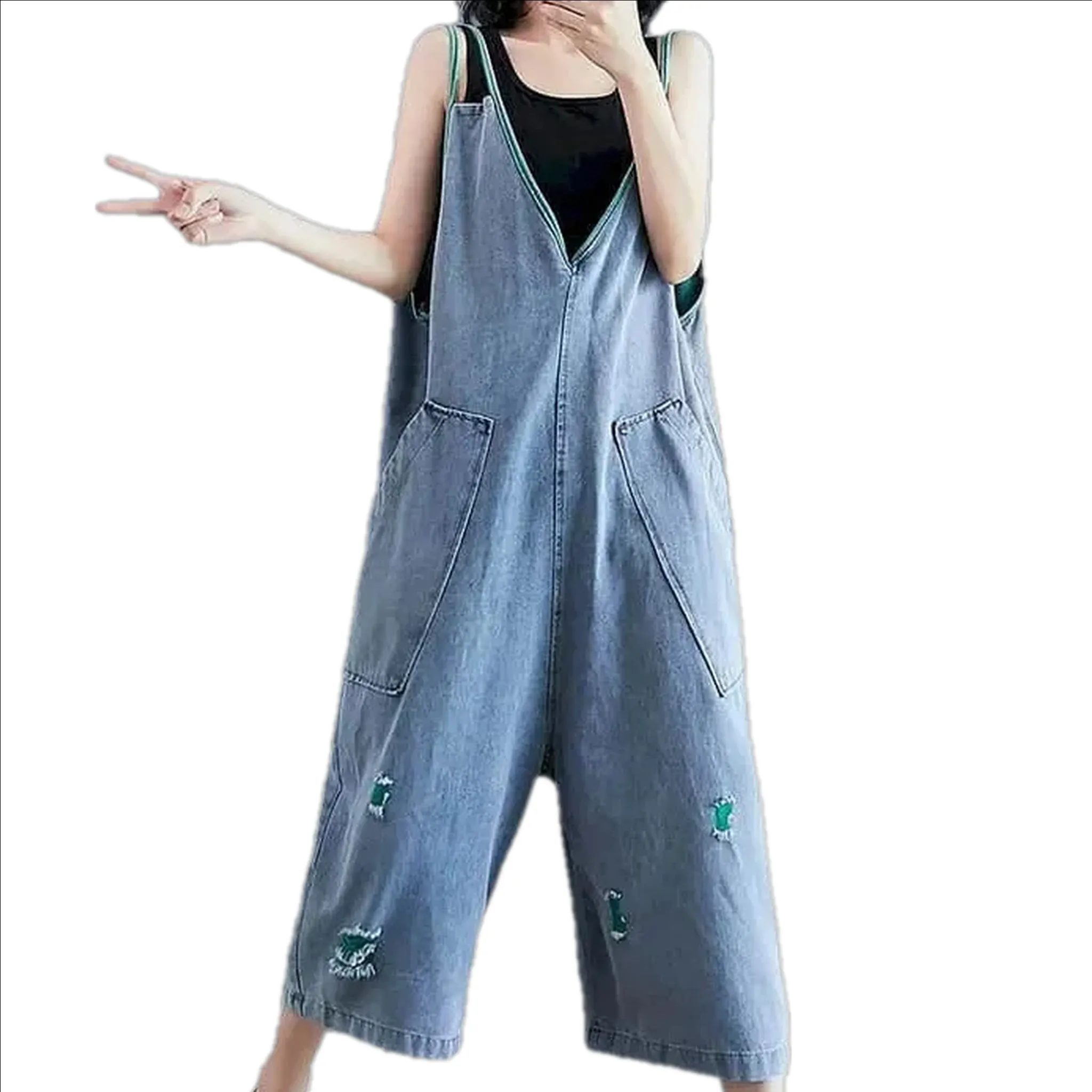 Stylish baggy-leg worn women's denim dungaree