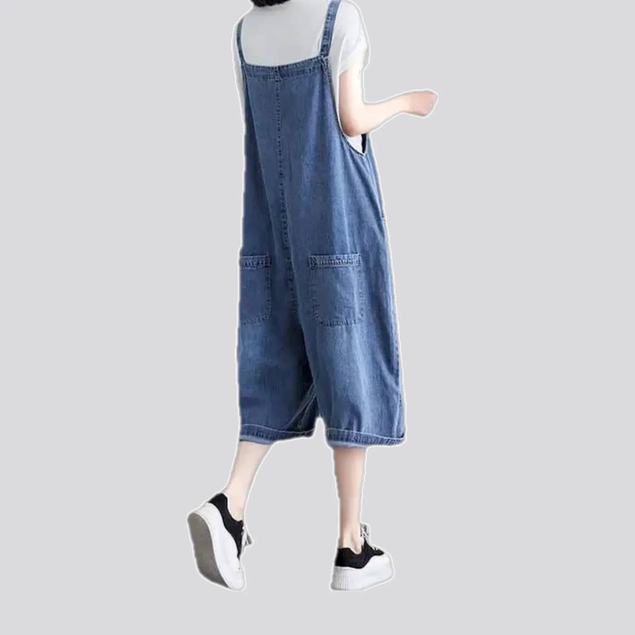Vintage style denim bib for ladies